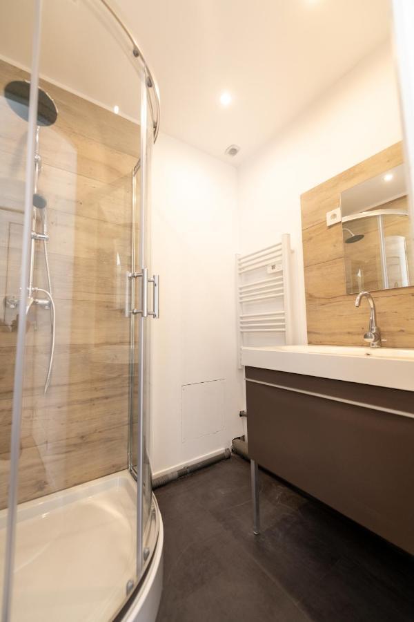 Kasa Duplex - Climatisation - Balcon - Parking Prive Apartment Luaran gambar