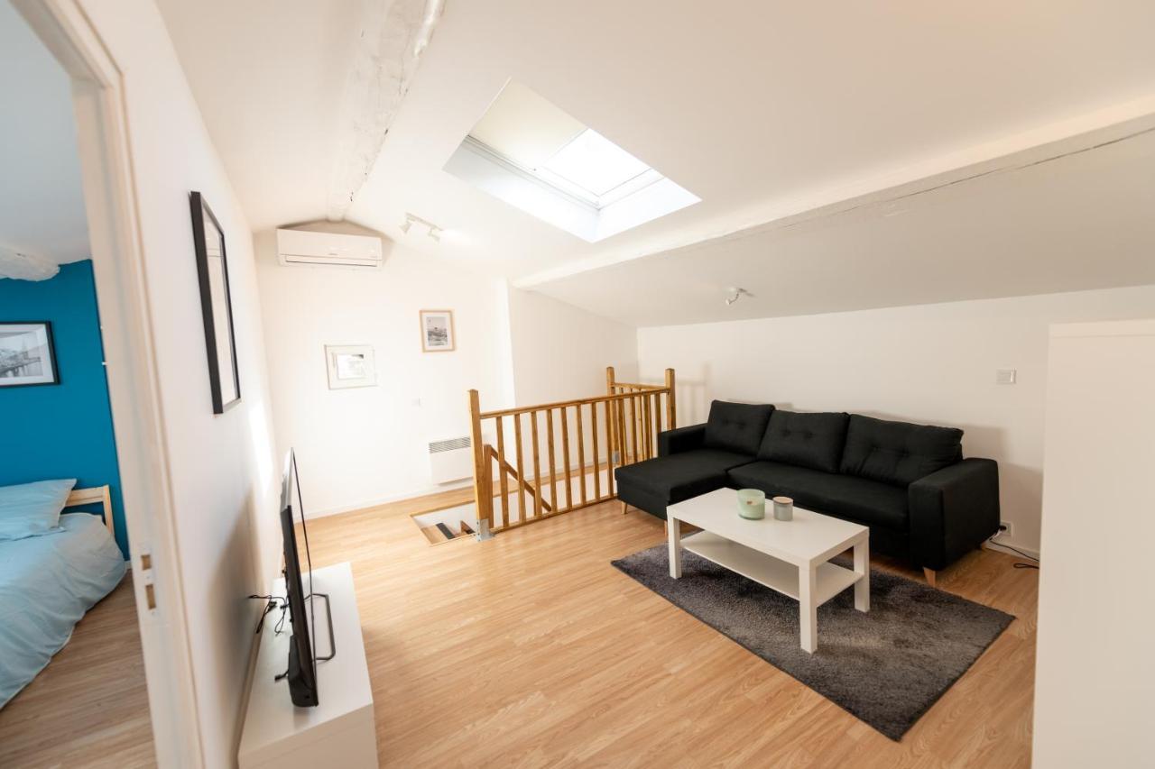 Kasa Duplex - Climatisation - Balcon - Parking Prive Apartment Luaran gambar